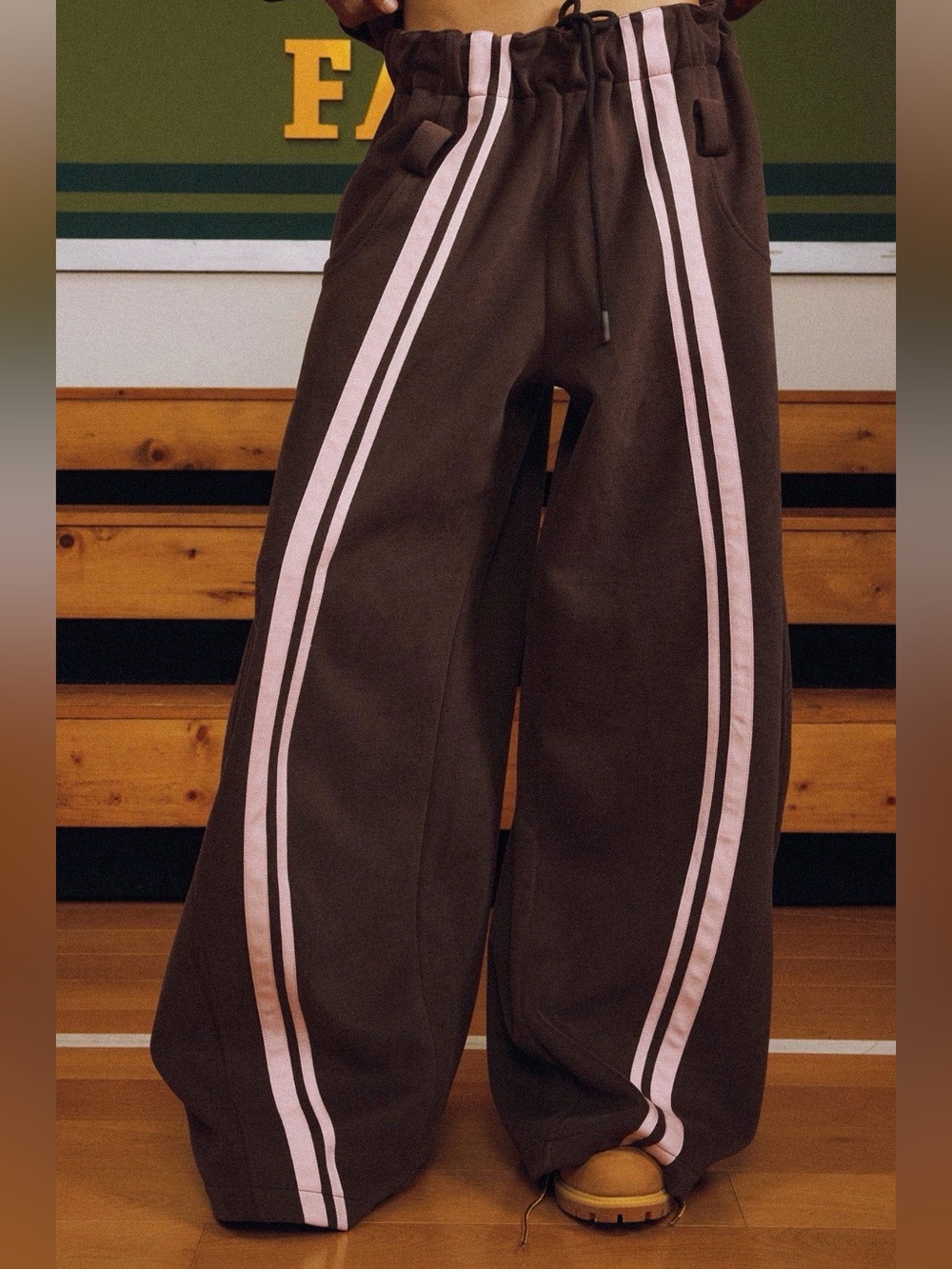 AELFRIC EDEN STRIPE SUPER BAGGY BARREL SWEATPANTS
